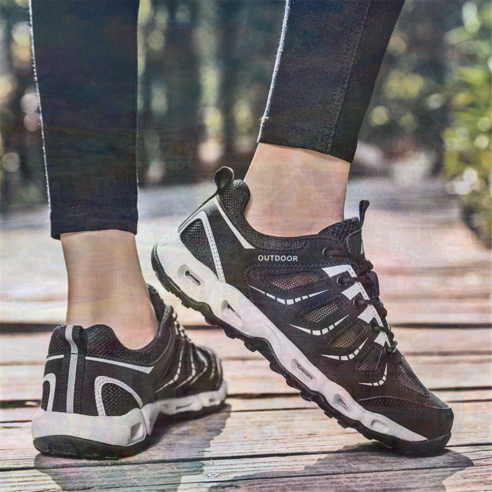 Sumer Round Tip Silver Sneaker - Women Fashion Brand Name Ideas 评论和价格
