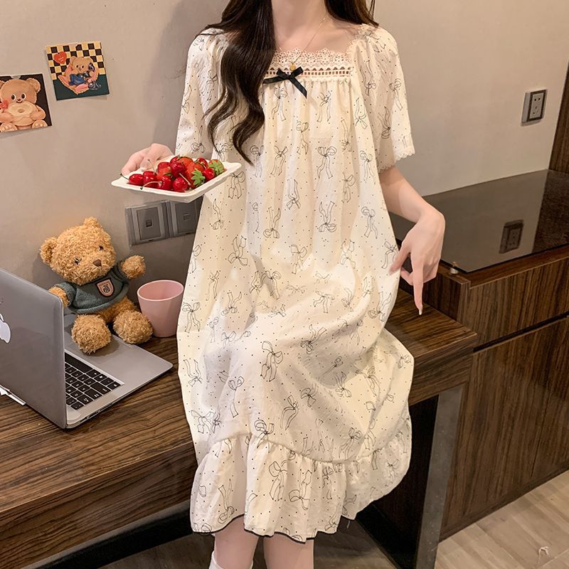 Plus Size Princess Style NIght - Floral Summer Dress 评论和价格